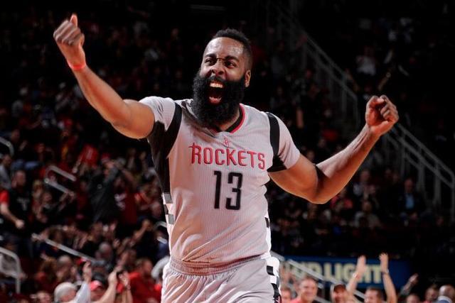 威尔斯50分辽宁大胜新疆 首钢1分险胜同曦