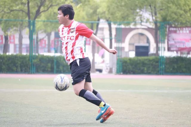 库里25分库明加24分 勇士轻取猛龙3连胜回第九